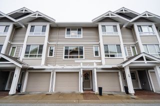 Photo 4: 18 20195 68 Avenue in Langley: Willoughby Heights Townhouse for sale : MLS®# R2746792