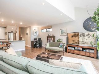 Photo 1: 724 MILLYARD in Vancouver: False Creek Townhouse for sale in "CREEK VILLAGE" (Vancouver West)  : MLS®# R2089664