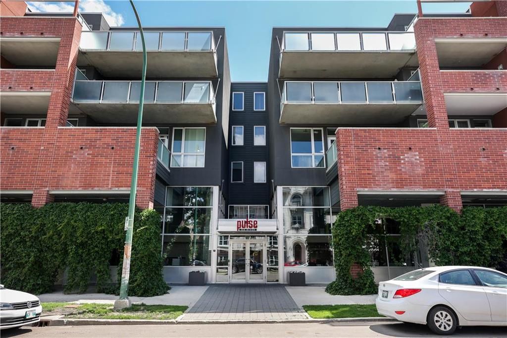 Main Photo: 307 374 River Avenue in Winnipeg: Osborne Village Condominium for sale (1B)  : MLS®# 202223274