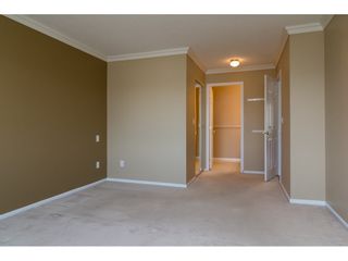 Photo 11: 128 9012 WALNUT GROVE Drive in Langley: Walnut Grove Townhouse for sale in "QUEEN ANNE GREEN" : MLS®# R2148102