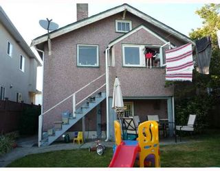 Photo 3: 2720 ADANAC Street in Vancouver: Renfrew VE House for sale (Vancouver East)  : MLS®# V779074