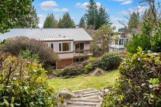 Photo 16: 4572 WOODGREEN Drive in West Vancouver: Cypress Park Estates House for sale : MLS®# R2877406