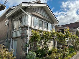 Photo 3: 747 E KING EDWARD Avenue in Vancouver: Fraser VE House for sale (Vancouver East)  : MLS®# R2776195