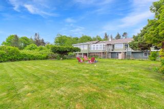 Photo 2: 1613 Dufour Rd in Sooke: Sk Whiffin Spit House for sale : MLS®# 875581