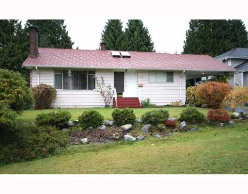 Main Photo: 564 E ST JAMES Road in North Vancouver: Upper Lonsdale House for sale : MLS®# V797374