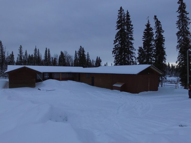 FEATURED LISTING: 7165 CARIBOO 97 Highway 100 Mile House