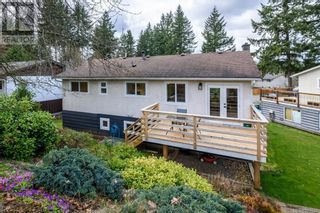 Photo 33: 414 Urquhart Pl in Courtenay: House for sale : MLS®# 957050