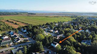 Photo 2: 15 Cherry Lane in Wolfville: 404-Kings County Residential for sale (Annapolis Valley)  : MLS®# 202122913