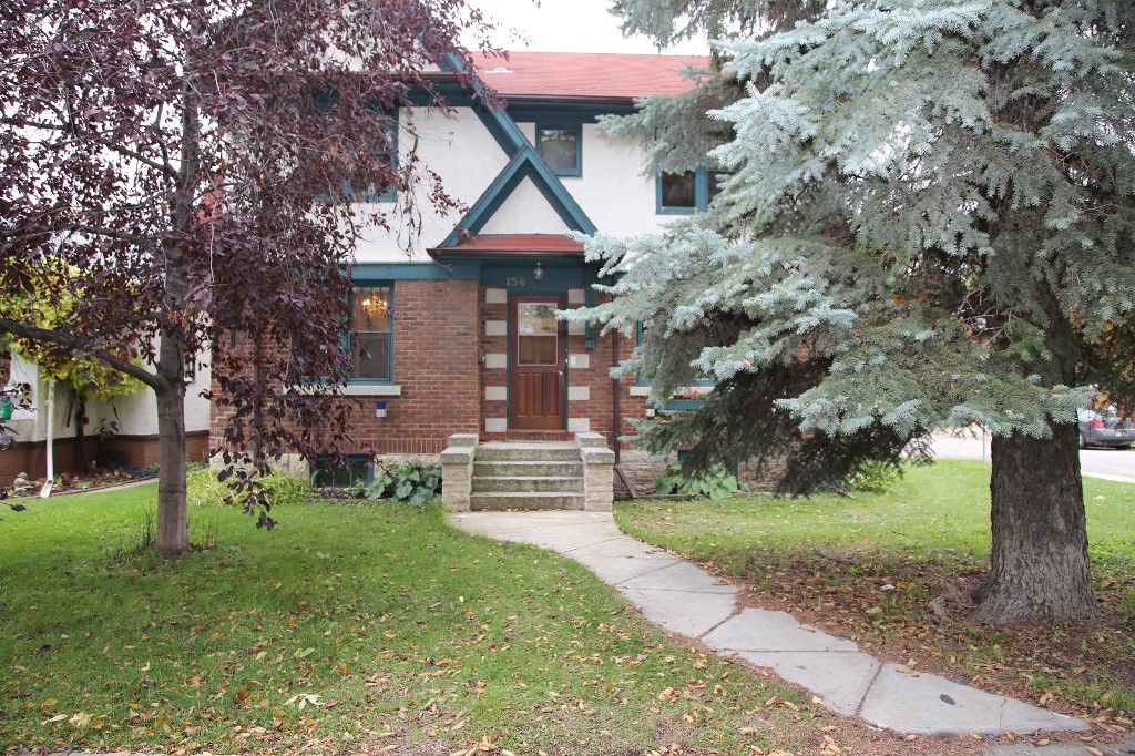 Welcome to 156 Sherburn St. in Wolseley
