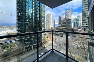 Photo 8: Water View 2Br + Solarium Condo w/ Pool in Downtown Vancouver (AR027)