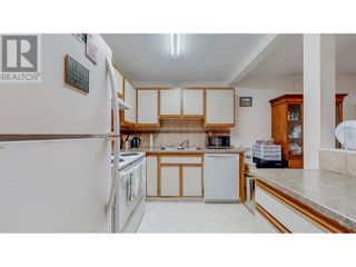 Photo 3: 284 YORKTON Avenue Unit# 103 in Penticton: House for sale : MLS®# 10303723