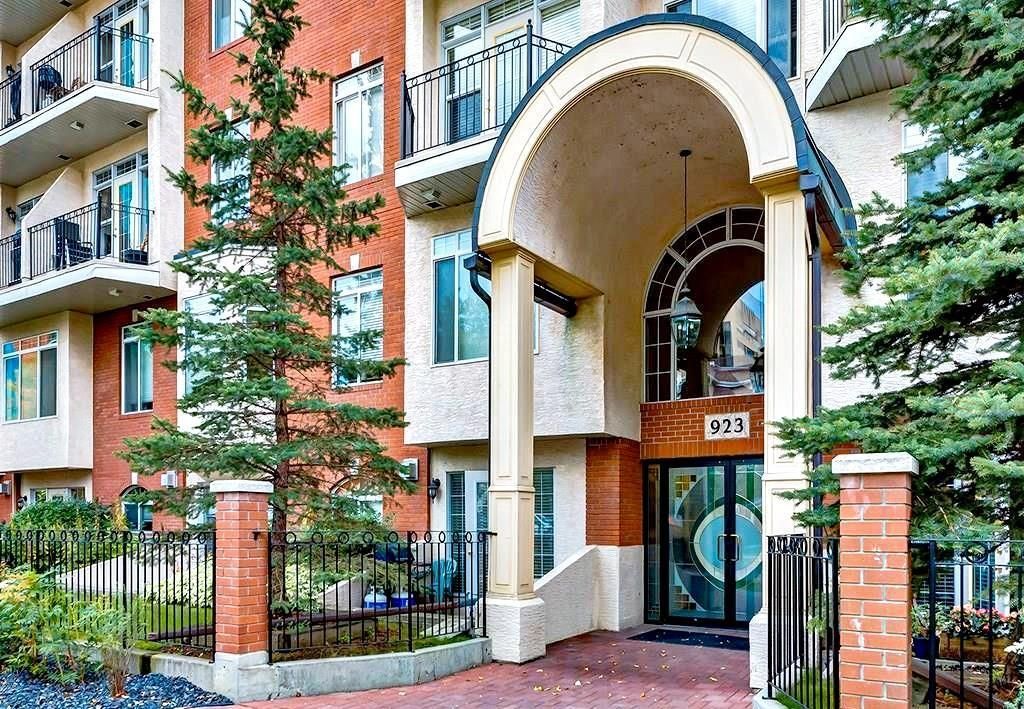 Main Photo: 110 923 15 Avenue SW in Calgary: Beltline Apartment for sale : MLS®# A1137987