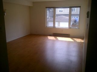 Photo 3: 311 1040 E BROADWAY in Vancouver: Mount Pleasant VE Condo for sale (Vancouver East)  : MLS®# R2384534