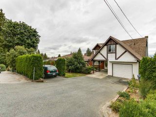 Photo 13: 11611 98A Avenue in Surrey: Royal Heights House for sale (North Surrey)  : MLS®# R2213451
