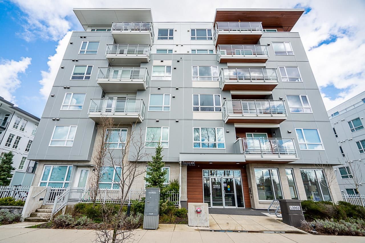 Main Photo: 419 13963 105 Boulevard in Surrey: Whalley Condo for sale in "DWELL HQ" (North Surrey)  : MLS®# R2767498