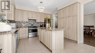 Photo 12: 16 PAGEBROOK CRES E in Hamilton: House for sale : MLS®# X8144464