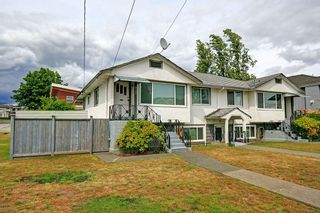 Photo 1: 6105 NEVILLE STREET in Burnaby: South Slope House for sale (Burnaby South)  : MLS®# R2075908