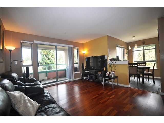 Main Photo: 316 223 MOUNTAIN Highway in North Vancouver: Lynnmour Condo for sale : MLS®# V944047