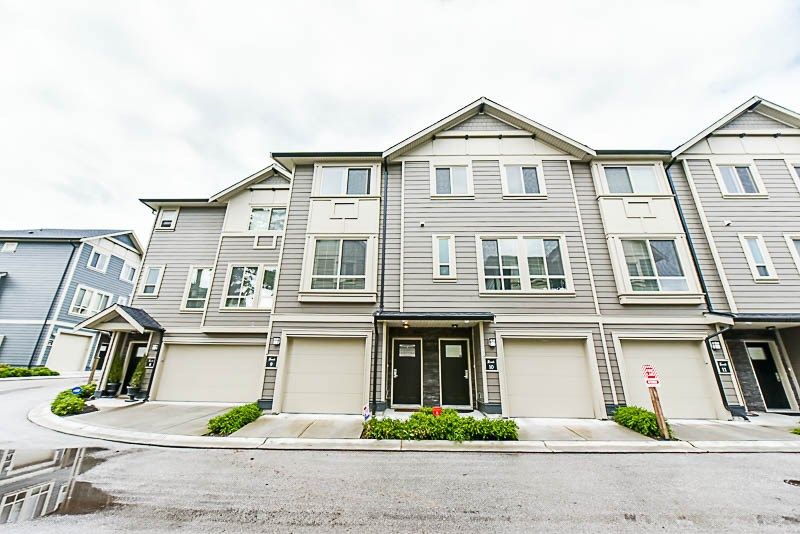 Main Photo: 9 19913 70 Avenue in Langley: Willoughby Heights Townhouse for sale in "The Brooks" : MLS®# R2177150