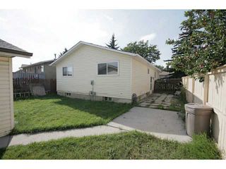 Photo 20: 235 RUNDLECAIRN Road NE in CALGARY: Rundle Residential Detached Single Family for sale (Calgary)  : MLS®# C3636515