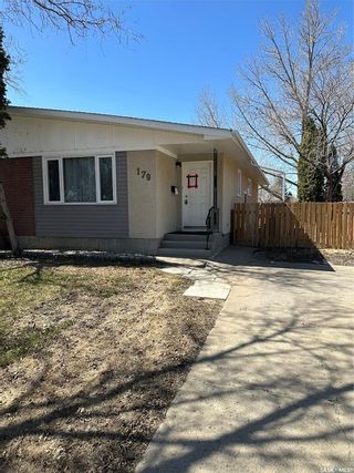 Photo 1: 179 Cooper Crescent in Regina: Walsh Acres Residential for sale : MLS®# SK927662