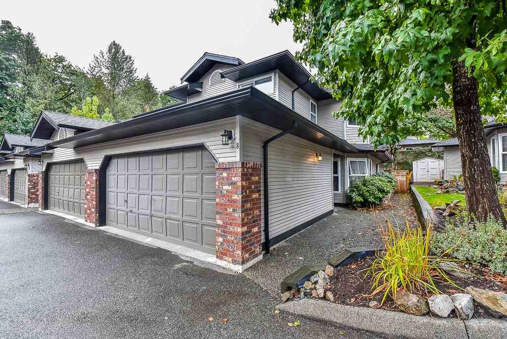Main Photo: 8 36060 OLD YALE Road in Abbotsford: Abbotsford East Townhouse for sale in "Mountain View" : MLS®# R2212826