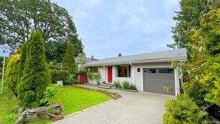 Main Photo: 1355 Finlayson St in Victoria: Vi Mayfair House for sale : MLS®# 918894