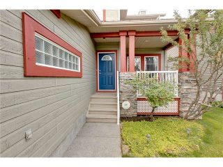 Photo 3: 19 HIDDEN CREEK Green NW in Calgary: Hidden Valley House for sale : MLS®# C4047943