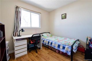 Photo 10: 558 Berwick Place in Winnipeg: Fort Rouge Residential for sale (1Aw)  : MLS®# 1805408