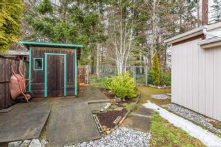 Photo 27: 2132 Stadacona Dr in Comox: CV Comox (Town of) Manufactured Home for sale (Comox Valley)  : MLS®# 892279
