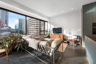Photo 14: 504 1177 HORNBY Street in Vancouver: Downtown VW Condo for sale in "LONDON PLACE" (Vancouver West)  : MLS®# R2839913
