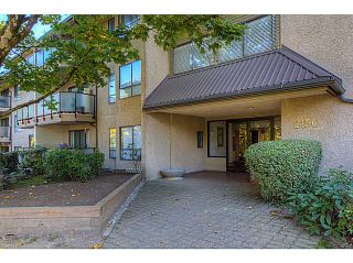 Photo 18: 303 2150 BRUNSWICK Street in Vancouver: Mount Pleasant VE Condo for sale in "MT PLEASANT PLACE" (Vancouver East)  : MLS®# V1031828