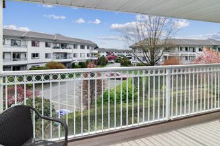 Photo 18: 302 2491 GLADWIN Road in Abbotsford: Central Abbotsford Condo for sale in "Lakewood Gardens" : MLS®# R2681519