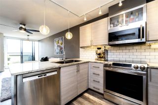 Photo 11: PH5 2150 E HASTINGS Street in Vancouver: Hastings Condo for sale in "THE VIEW" (Vancouver East)  : MLS®# R2273392