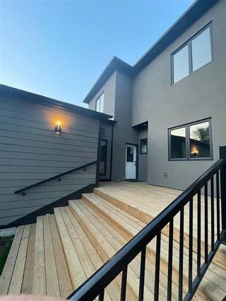 Photo 34: 383 Beaverbrook Street in Winnipeg: River Heights Residential for sale (1C)  : MLS®# 202312558