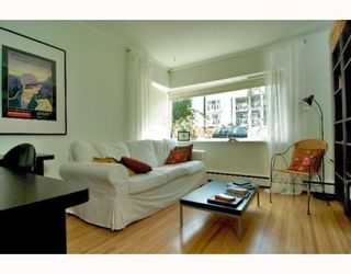 Photo 2: 2 1075 W 13TH Avenue in Vancouver: Fairview VW Condo for sale in "MARIE COURT" (Vancouver West)  : MLS®# V800482
