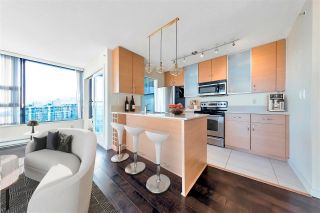 Photo 3: 3005 928 HOMER Street in Vancouver: Yaletown Condo for sale in "YALETOWN PARK 1" (Vancouver West)  : MLS®# R2599247