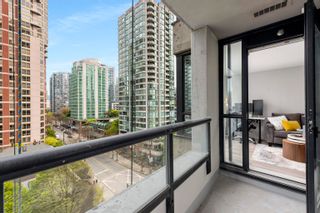 Photo 15: 1110 909 MAINLAND Street in Vancouver: Yaletown Condo for sale in "YALETOWN PARK 2" (Vancouver West)  : MLS®# R2893495