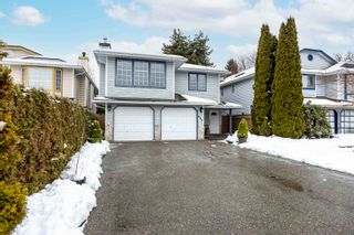 Photo 2: 682 PENDER Place in Port Coquitlam: Riverwood House for sale : MLS®# R2755874