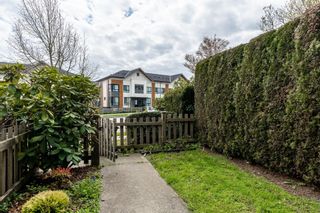 Photo 3: 65 5839 PANORAMA Drive in Surrey: Sullivan Station Townhouse for sale in "Forest Gate" : MLS®# R2866748
