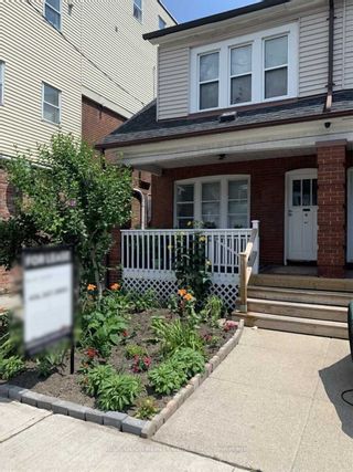 Photo 1: Upper 867 Broadview Avenue in Toronto: Playter Estates-Danforth House (2-Storey) for lease (Toronto E03)  : MLS®# E8323870