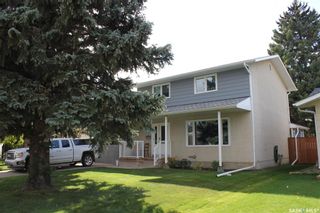 Photo 1: 13 Kootenay Drive in Saskatoon: River Heights SA Residential for sale : MLS®# SK956202