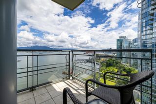 Photo 4: 2102 323 JERVIS Street in Vancouver: Coal Harbour Condo for sale (Vancouver West)  : MLS®# R2708066
