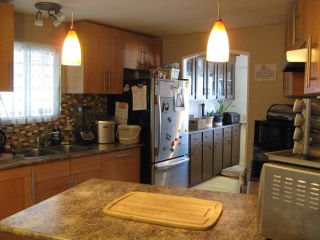 Photo 5: 58 8220 KING GEORGE Boulevard in Surrey: Bear Creek Green Timbers Manufactured Home for sale : MLS®# R2192518