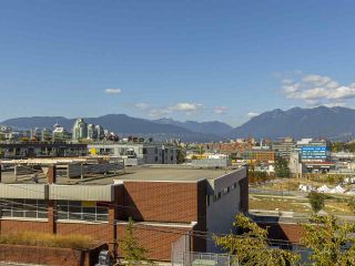 Photo 2: 303 440 E 5TH AVENUE in Vancouver: Mount Pleasant VE Condo for sale (Vancouver East)  : MLS®# R2400226