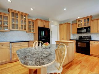 Photo 8: 4420 Torquay Dr in VICTORIA: SE Gordon Head House for sale (Saanich East)  : MLS®# 809599