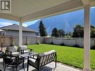 Photo 4: 397 10th Avenue in Keremeos: House for sale : MLS®# 10304649