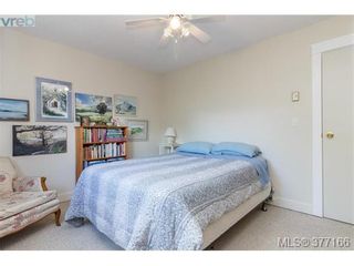 Photo 15: 9951 Bessredge Pl in SIDNEY: Si Sidney North-East House for sale (Sidney)  : MLS®# 757206