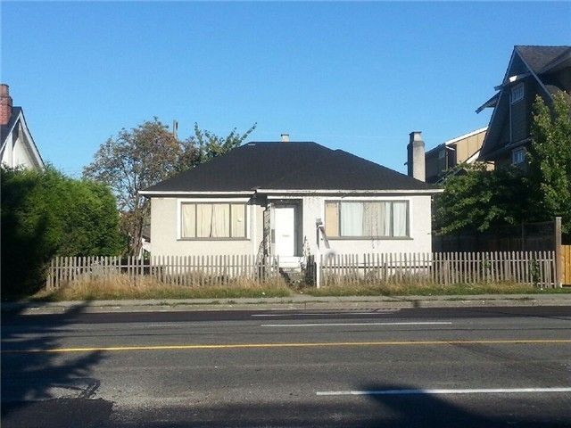Main Photo: 4356 KNIGHT Street in Vancouver: Knight House for sale (Vancouver East)  : MLS®# V1066939