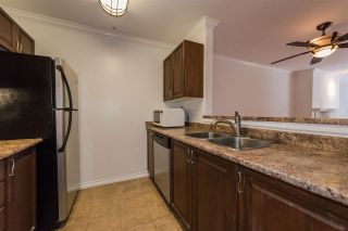 Photo 11: 202 5577 SMITH Avenue in Burnaby: Central Park BS Condo for sale in "COTTONWOOD GROVE" (Burnaby South)  : MLS®# R2204336